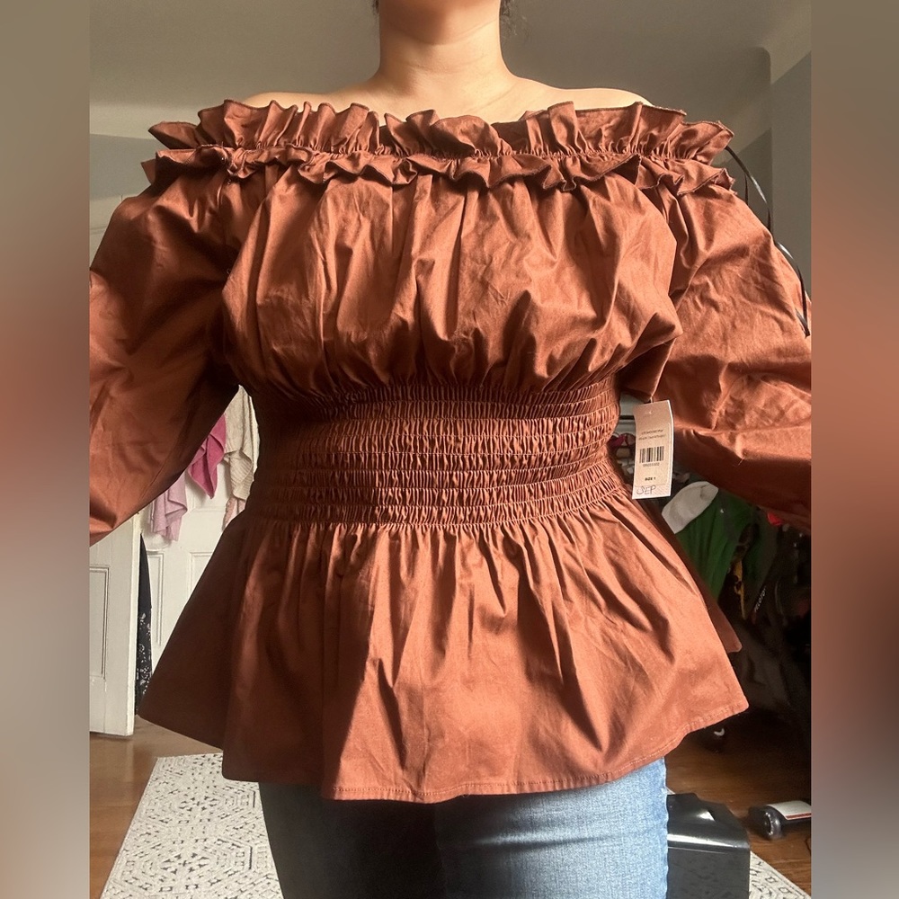 NWT🍫Chocolate Off Shoulder Top🍫